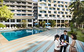 โรงแรมเจริญโฮเต็ล